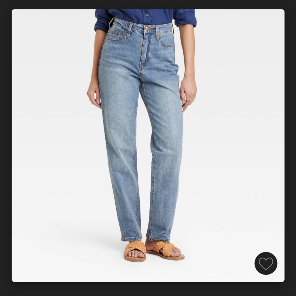 Universal Thread High-Rise 90s Vintage Straight Medium Wash